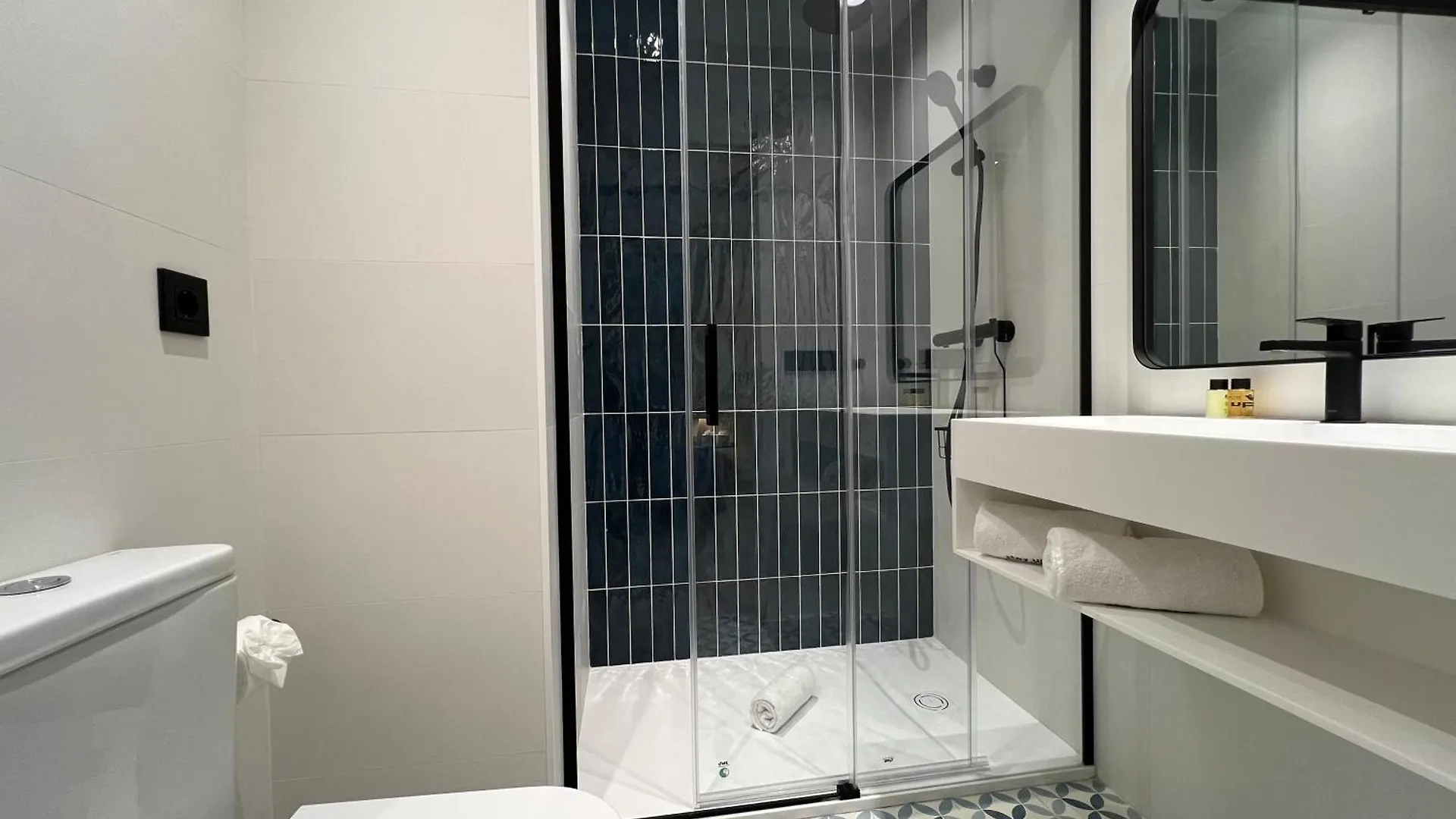 Stay U-Nique Apartment Muntaner Barcelona Spain