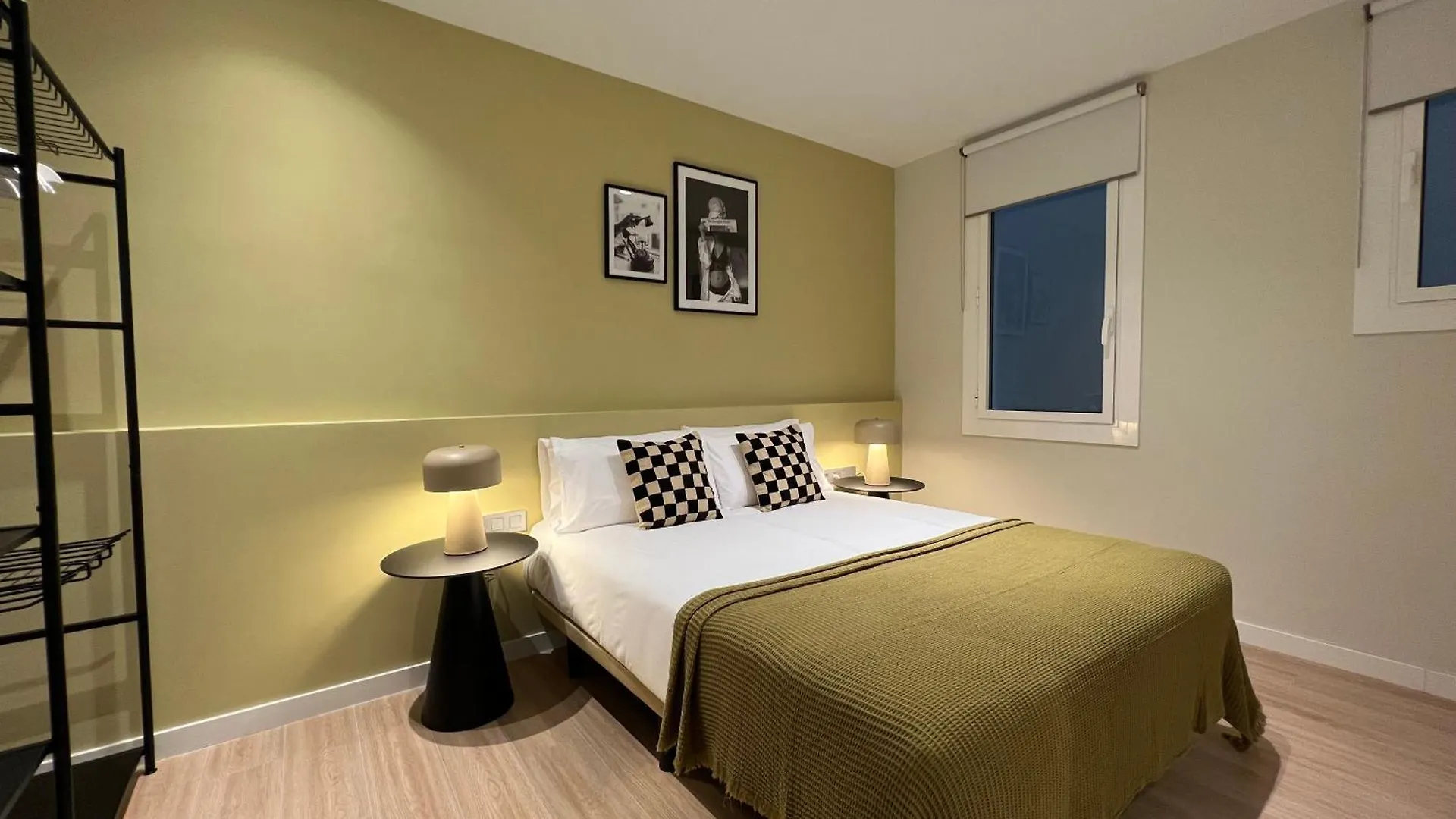 Stay U-Nique Apartment Muntaner Βαρκελώνη 0*,  Ισπανία
